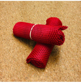 Coupon Filet Mesh Rouge – Maille 5 mm – Polyester – 50 x 70 cm – Tissu Respirant pour Sacs à Vrac & Accessoires