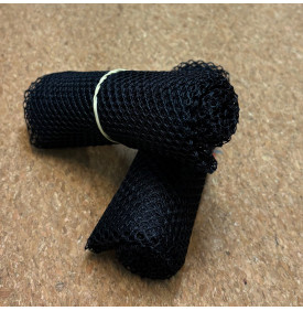 Coupon Filet Mesh Noir – Maille 5 mm – Polyester – 50 x 70 cm – Tissu Respirant pour Sacs à Vrac & Accessoires