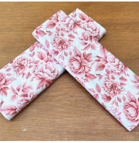 Coton imprimé floral rouge sur fond clair, élégant et chaleureux