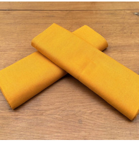 Coton uni jaune curry – teinte chaude, intense et facile à travailler