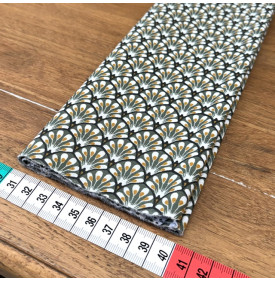 Tissu Coton Enduit / Motif Éventails – Gaudi Olive & Ocre | 14.90 €/M