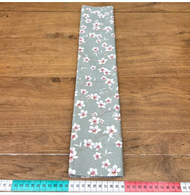 Tissu Coton Enduit / Motif Fleurs – Amandiers Sauge | 14.90 €/M